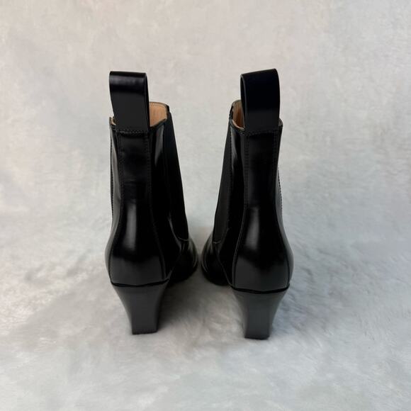 Bottega Veneta - Fireman Glossed-Leather Chelsea Boots  BOTTEGA VENETA
Glossed-Leather Ankle Boots